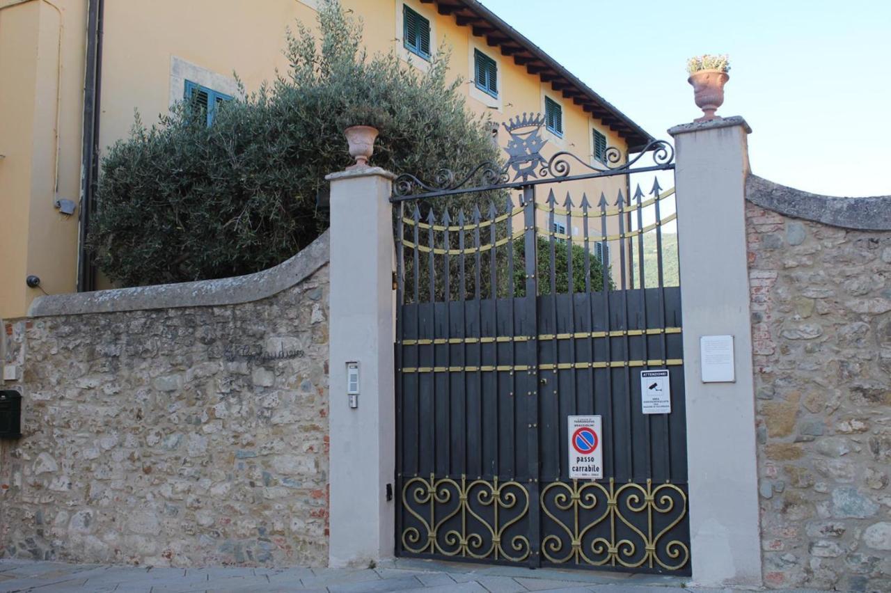 Fattoria Di Piantravigne Villa Storica Del 600 Case Malva Exterior photo